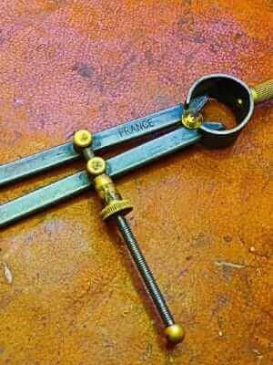 MTH-CALP-GLD Golden Ratio Callipers